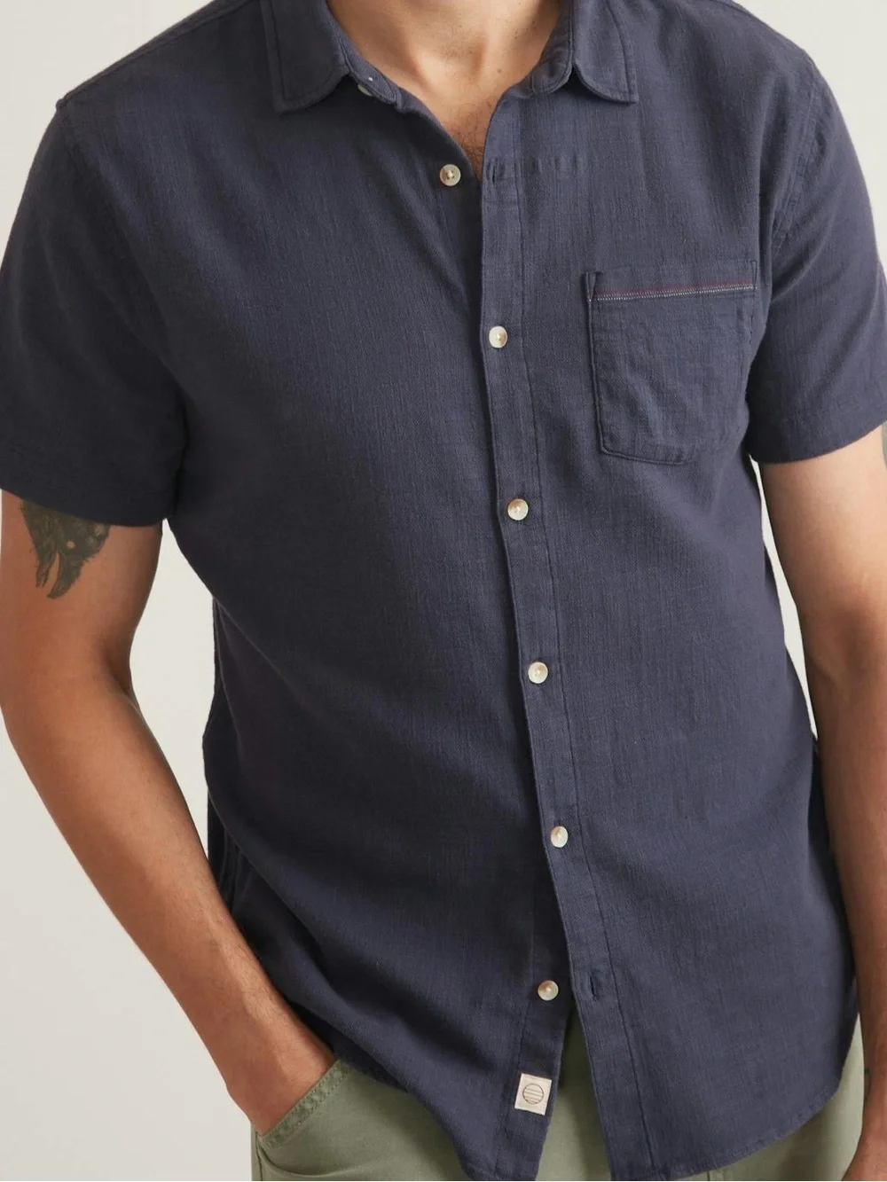 Marine Layer Classic Stretch Selvage Short Sleeve Shirt / Indigo - Picture 4 of 14